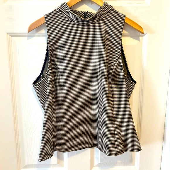 Contempaire/Simon’s sleeveless top - Picture 1 of 5
